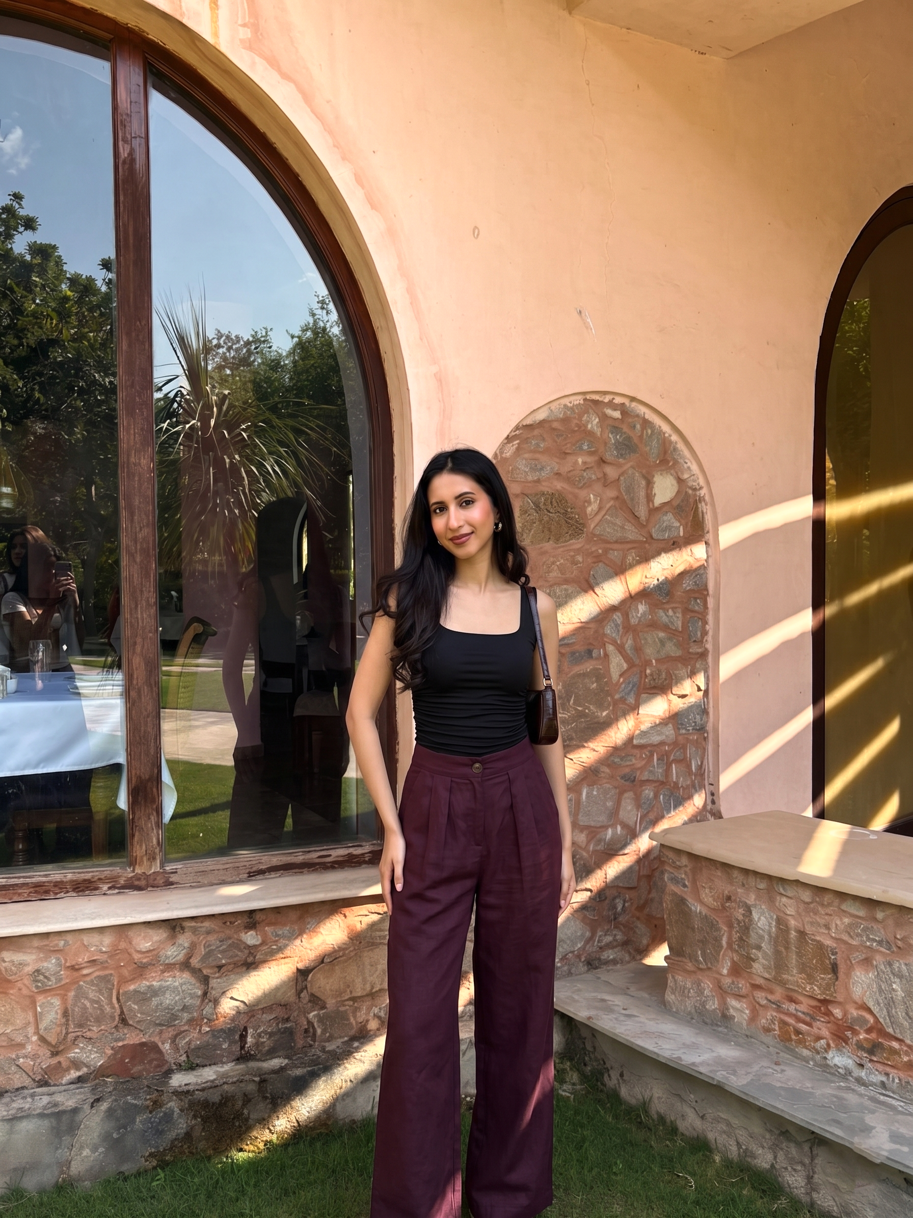 Gigi Classic Linen Pants in Burgundy
