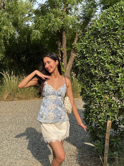 Belly Top in Blue