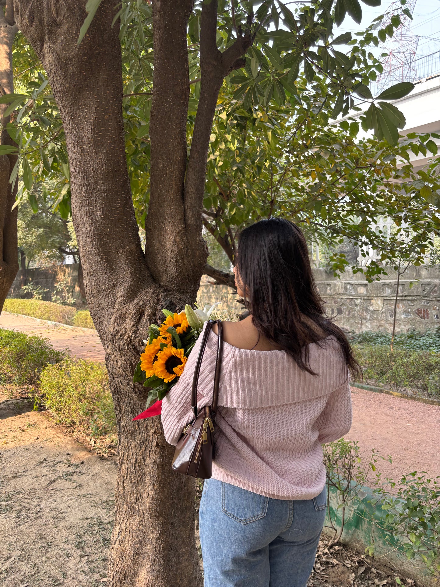 Daisy Offshoulder Sweater in Pink (XS-L)