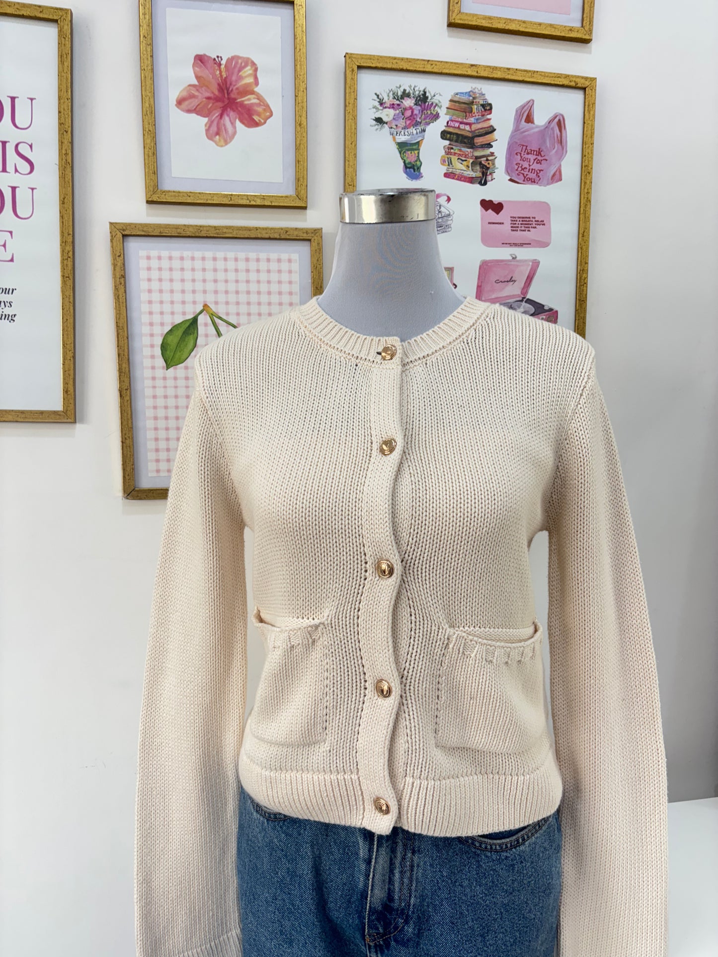 Elegant White Cardigan with Gold Buttons (XS-M)