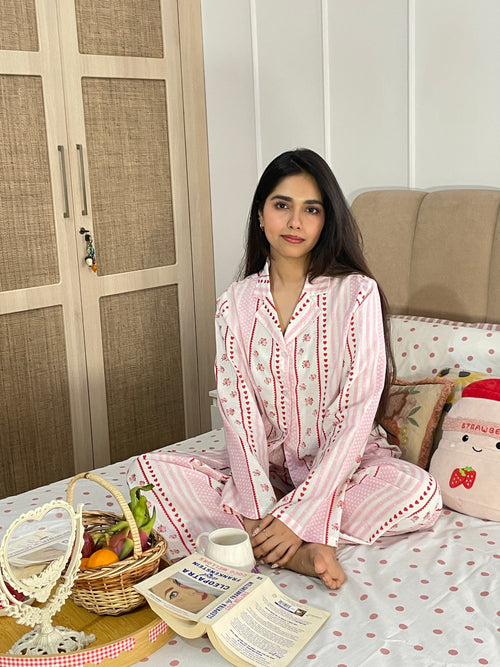 Amour Night Suit Set in Pink Hearts