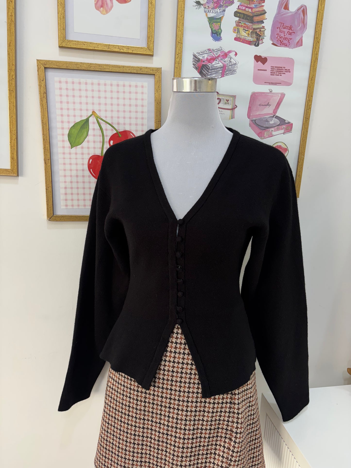 Eloise Cardigan in Black (S-XL)