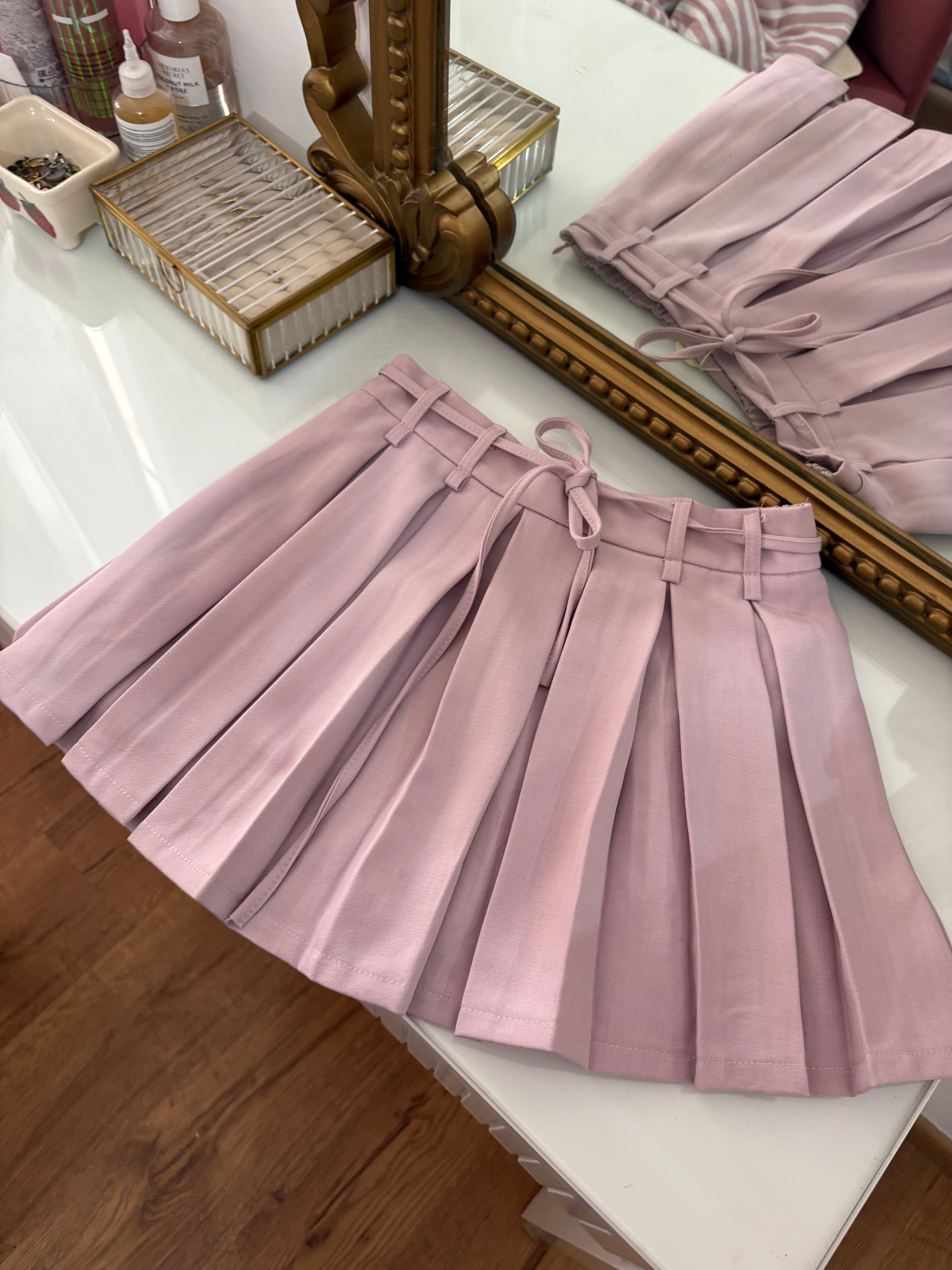 Bow Pleated Skirt in Pink (26-30)