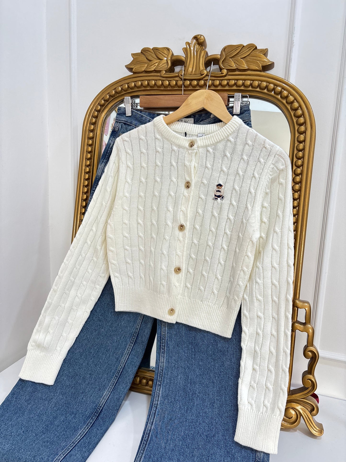 White Teddy Cable Knit Cardigan (S-M)