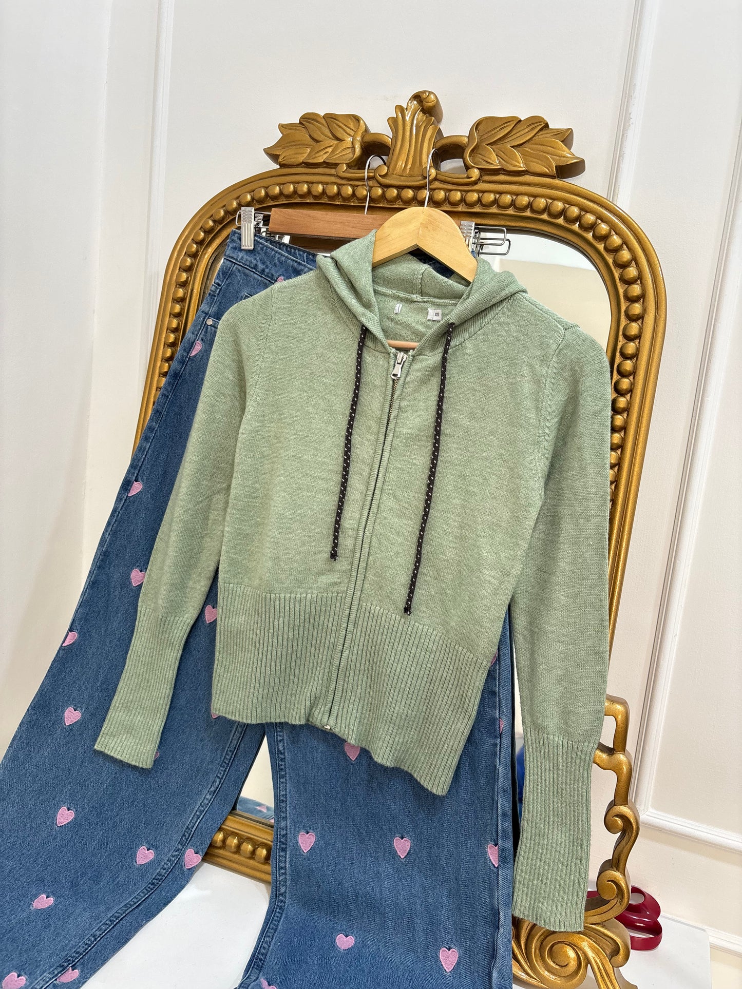 Isabelle Cardigan in Matcha (S-XL)