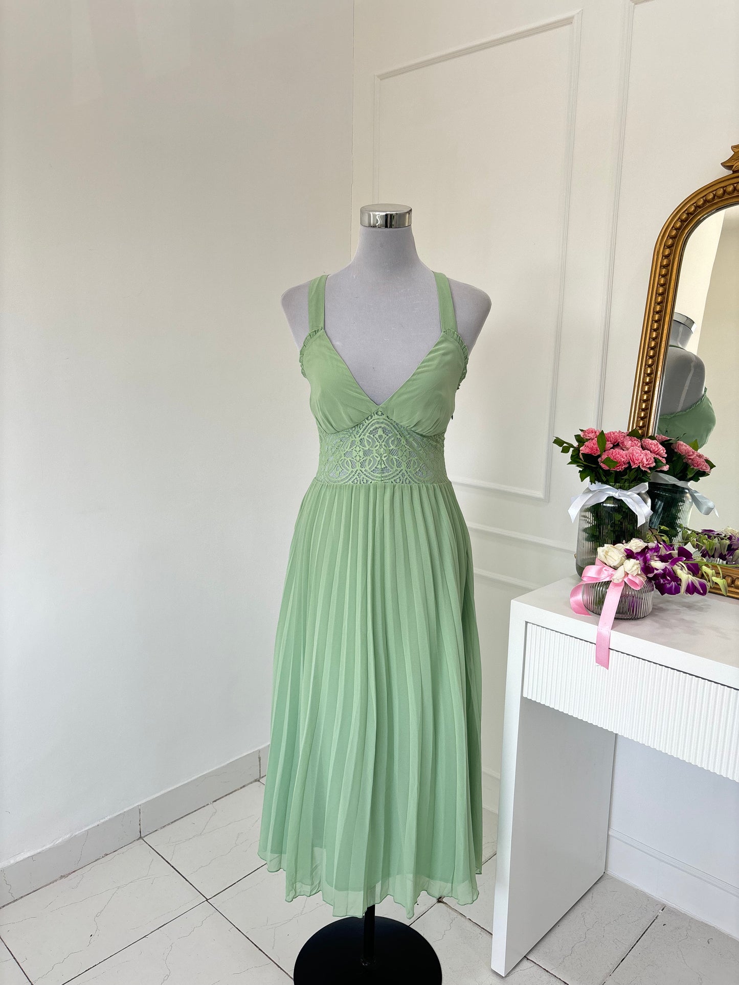 Sage Pleated Dress with Lace (S-L)