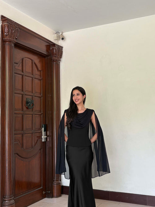 Audrey Dupatta Top in Black