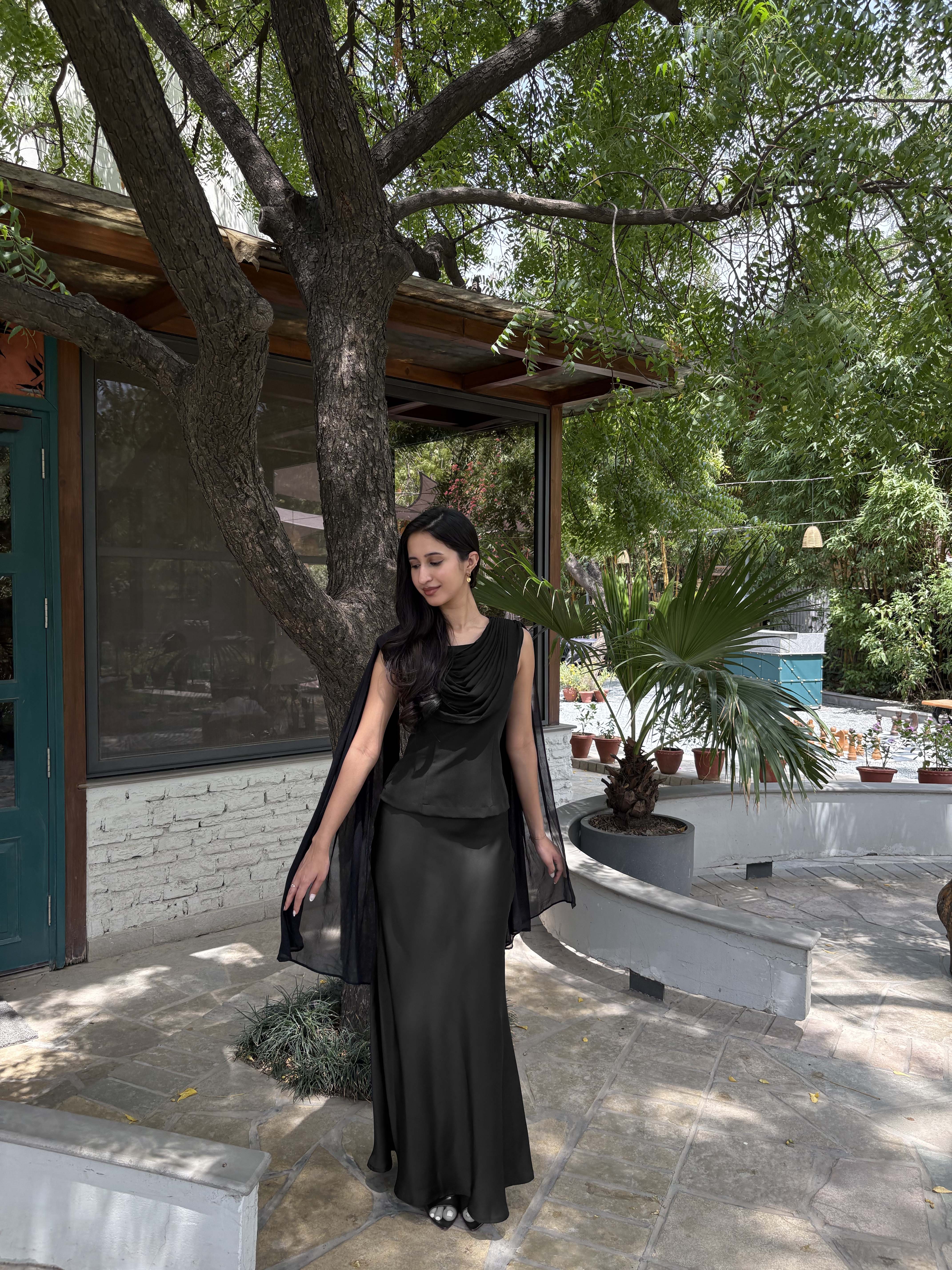 Audrey Dupatta Top in Black
