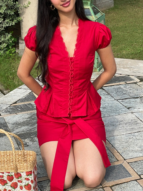 Mon Cherie Scallop Top in Crimson
