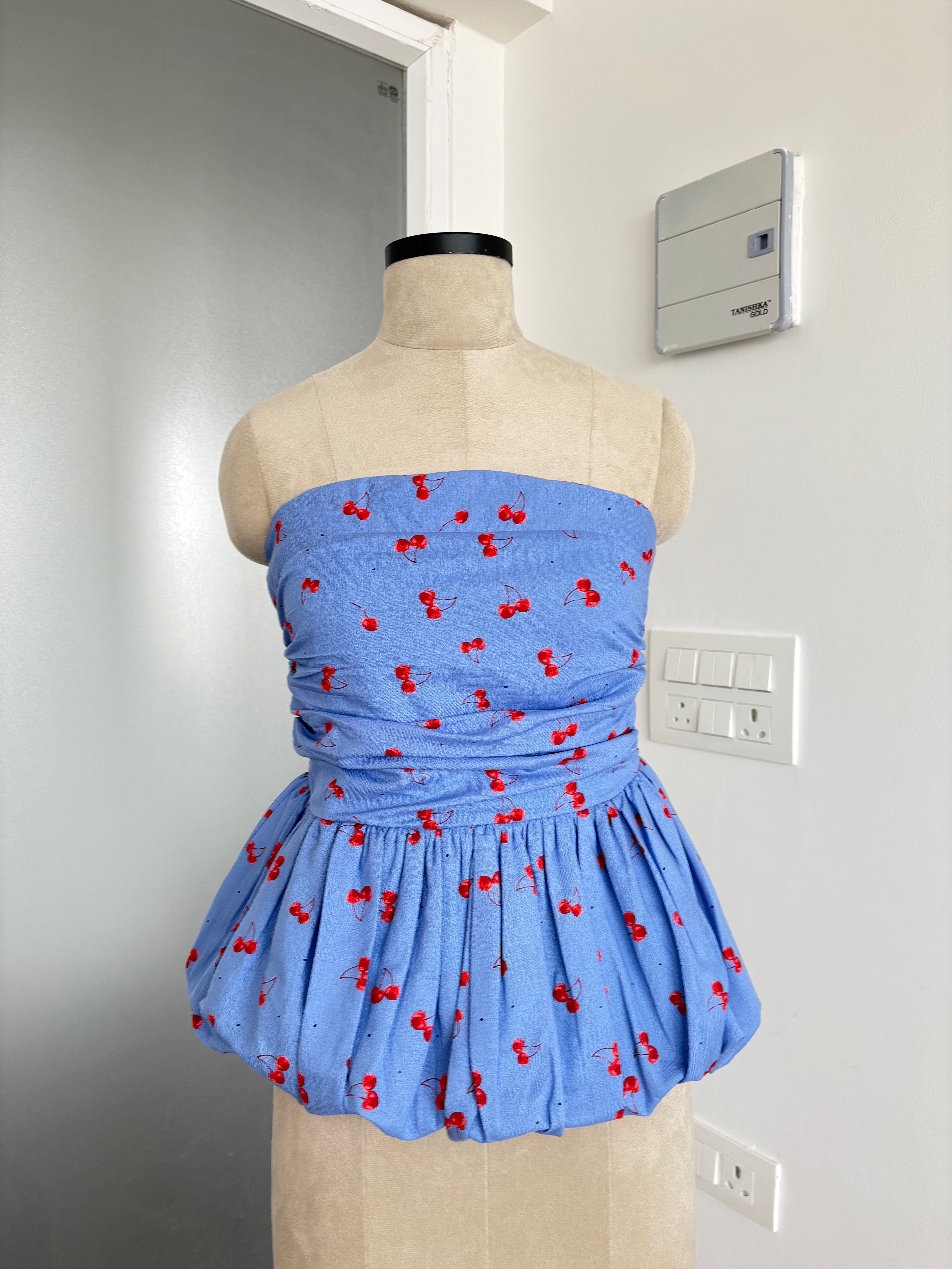 Bubble Top in Cherry (XS-2XL)