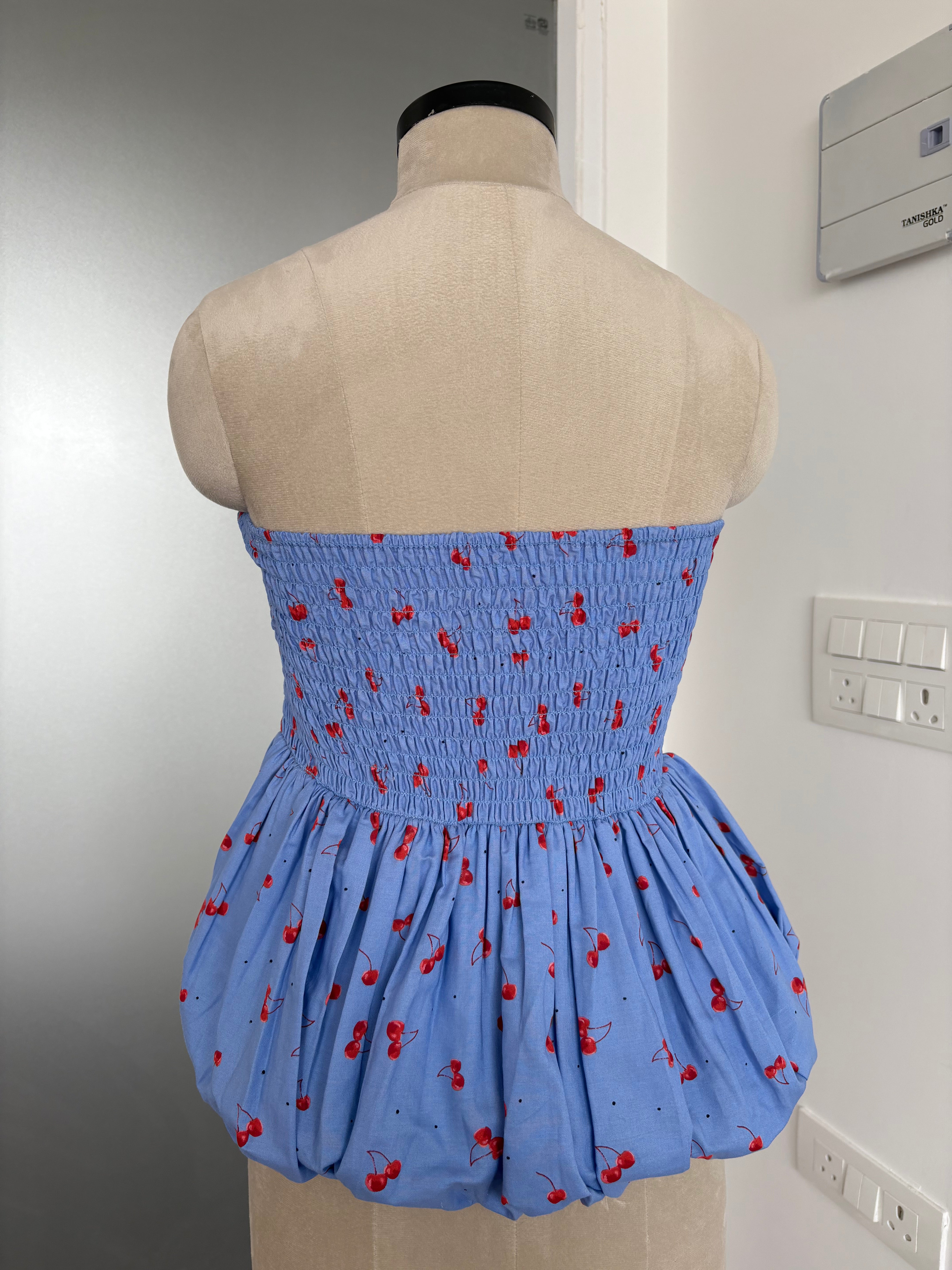 Bubble Top in Cherry (XS-2XL)