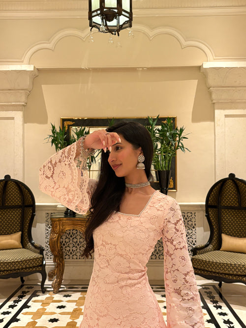 Masakali Farshi Suit Set in Chantilly Lace (2 Piece Set)