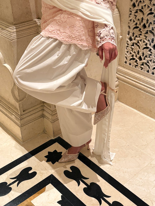 Masakali Farshi Suit Set in Chantilly Lace (2 Piece Set)