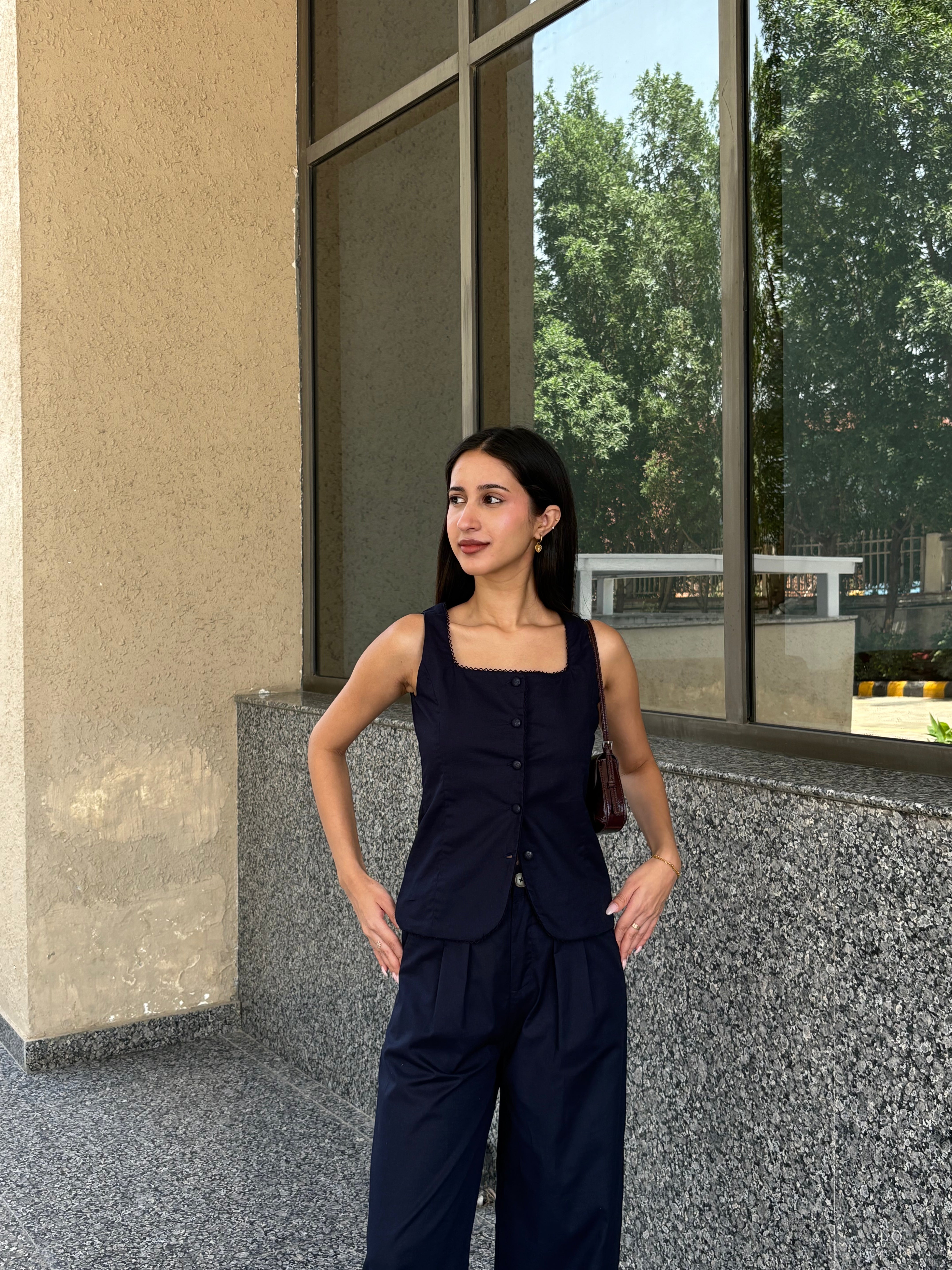 Gigi Linen Vest in Navy