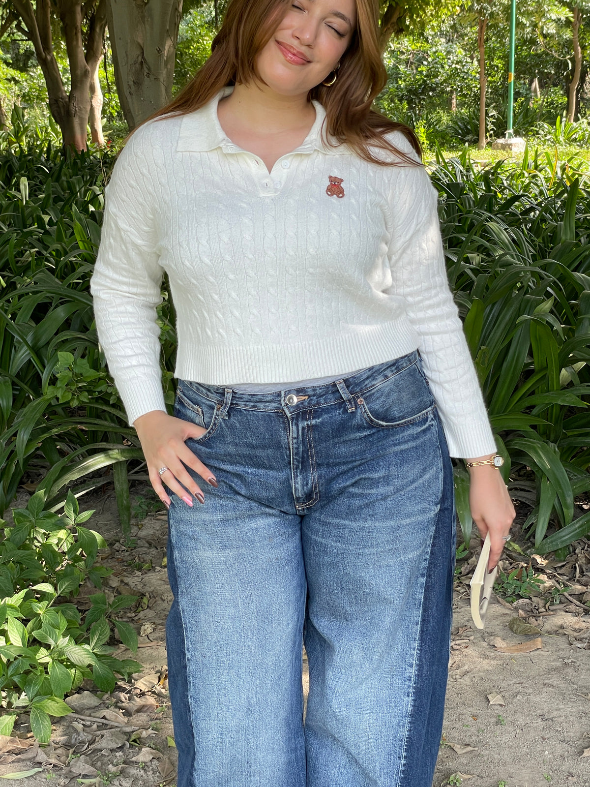 Teddy Embroidered Collared Knit