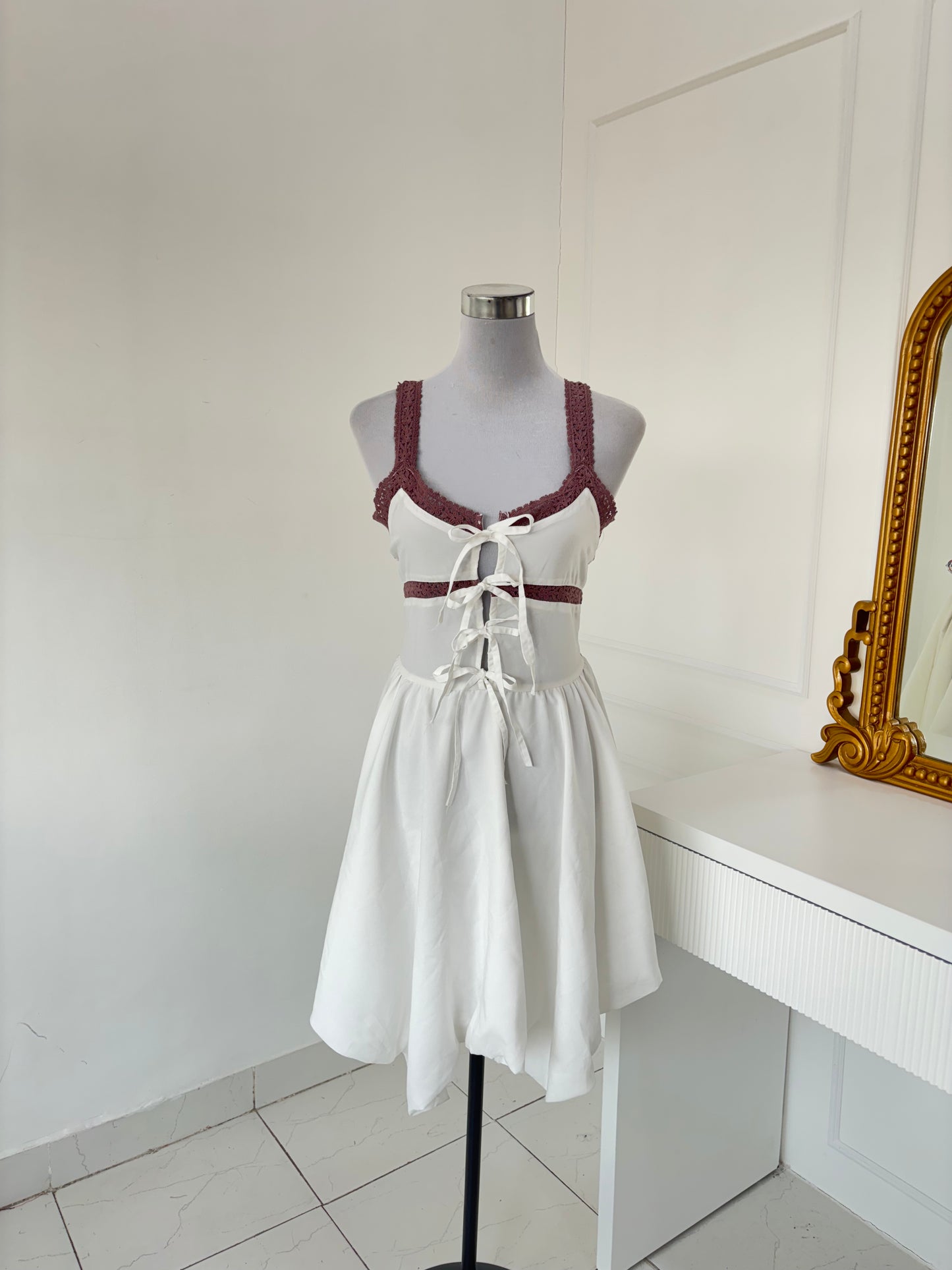 Lana Tie-Up Dress (L-XL)