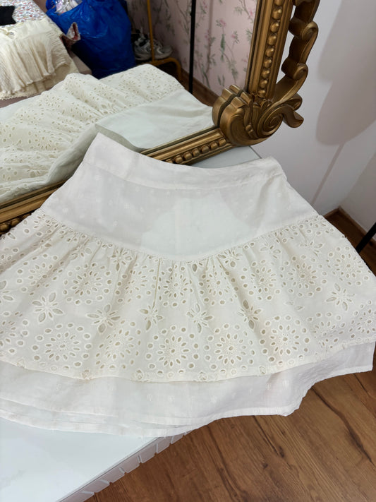 Grace Skirt in White (24-28)