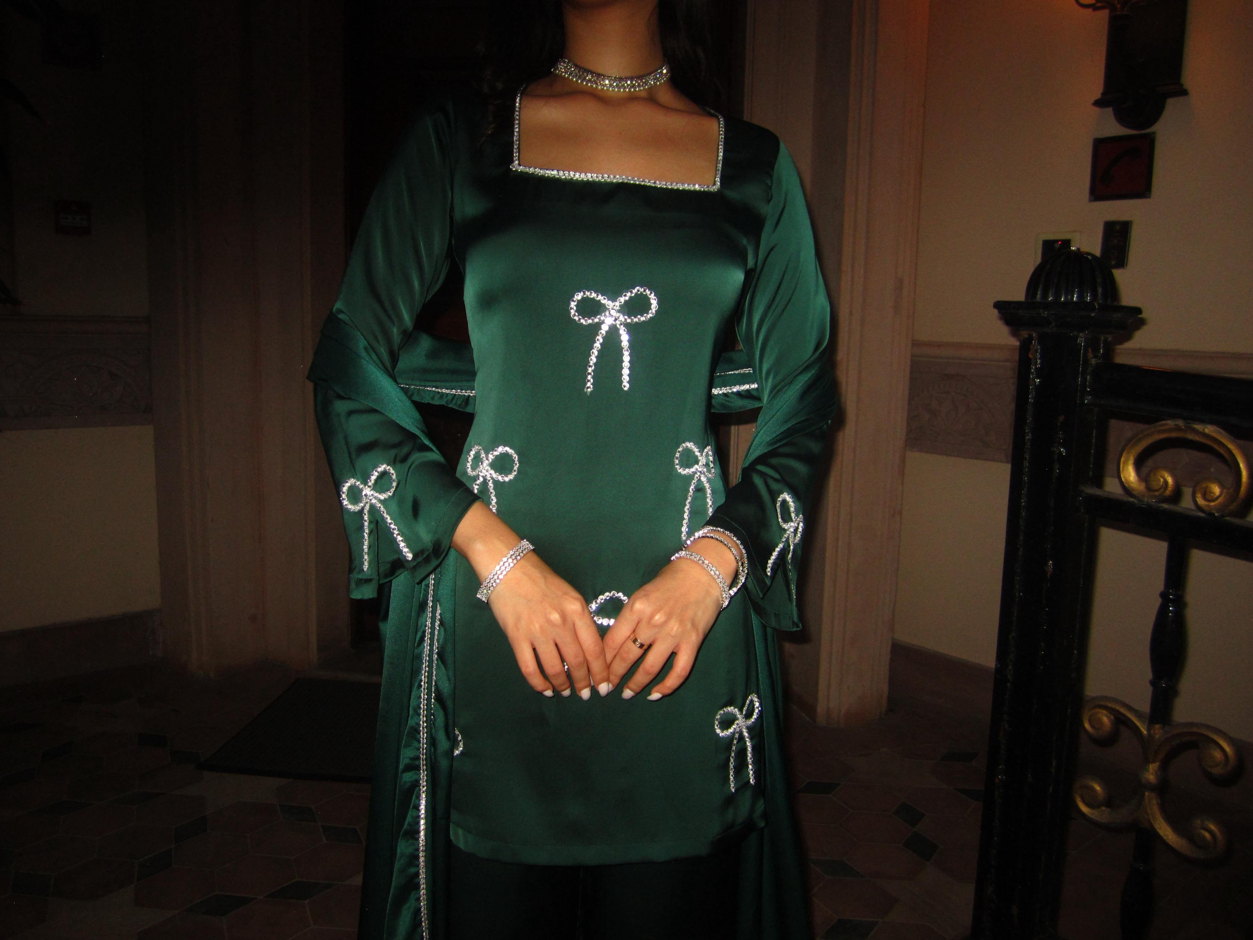 Pari Suit Set in Deep Green